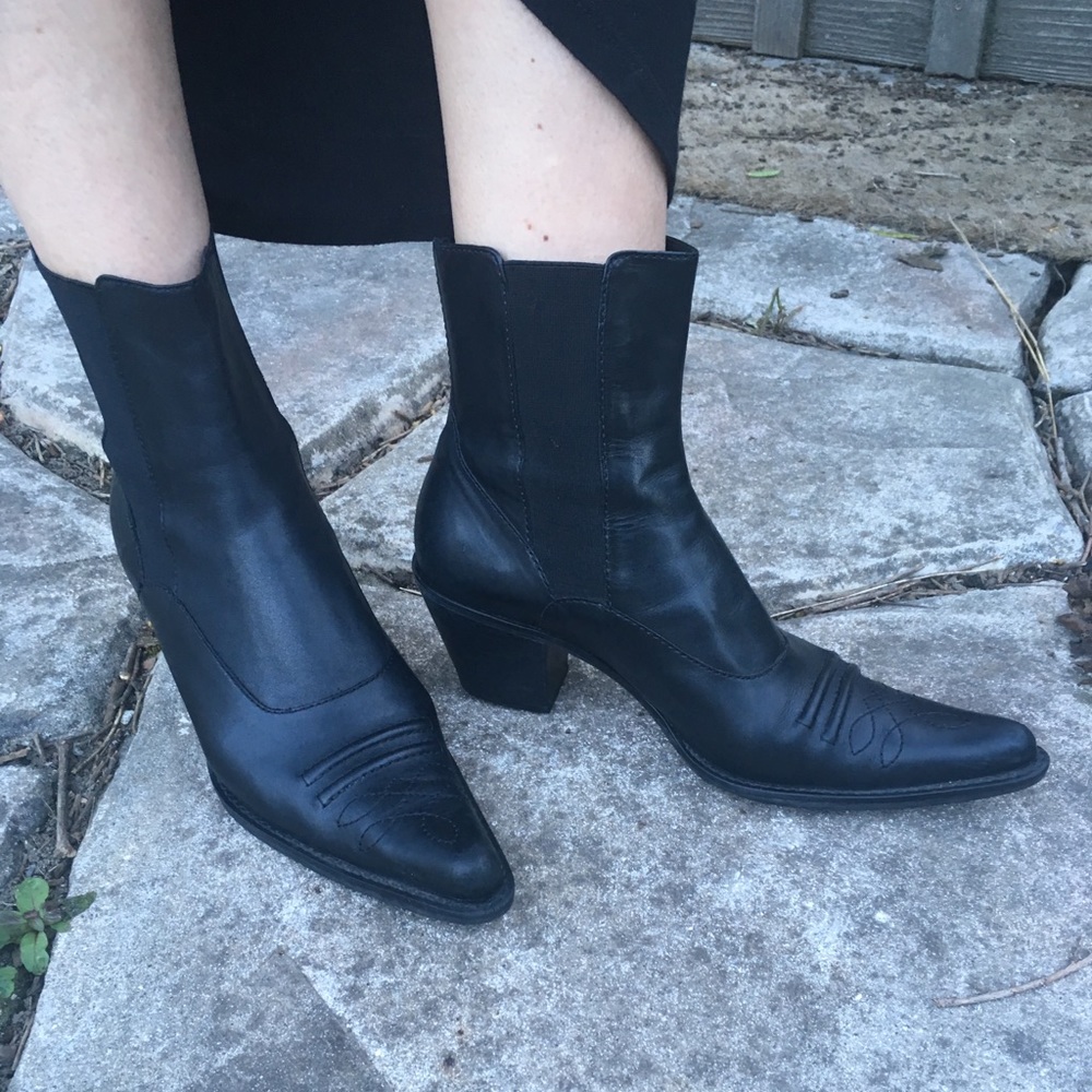 Franco Sarto leather western pull on booties